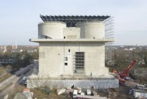 Energie Bunker auf der IBA Hamburg 2013, ein ehemaliger Flakbunker